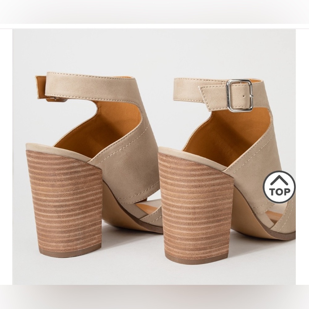 DV by Dolce Vita Brista Peep Toe Heels Size 9M New without Box - Picture 2 of 6